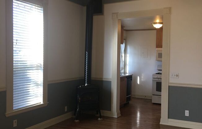 Beautiful Ground Level 1Bed/1Bath with outdoor space Close to Downtown Albany!