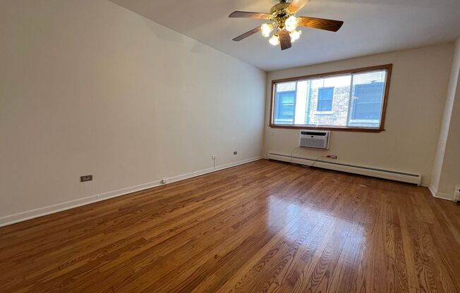 Studio, 1 bath, 450 sqft, $1,675, Unit 417-504