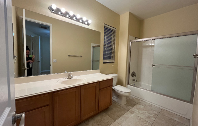 8089 VILLA DE CIELO ST