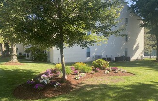 18 WALDEN DR