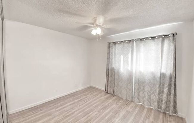 2 beds, 1 bath, $2,450