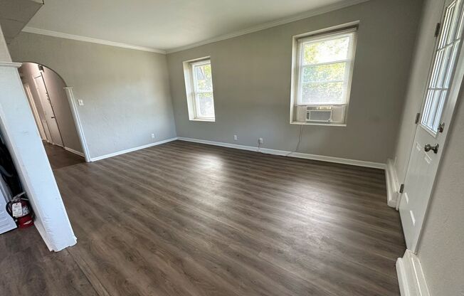 2 beds, 1 bath, 1,035 sqft, $1,595, Unit Unit 17-B