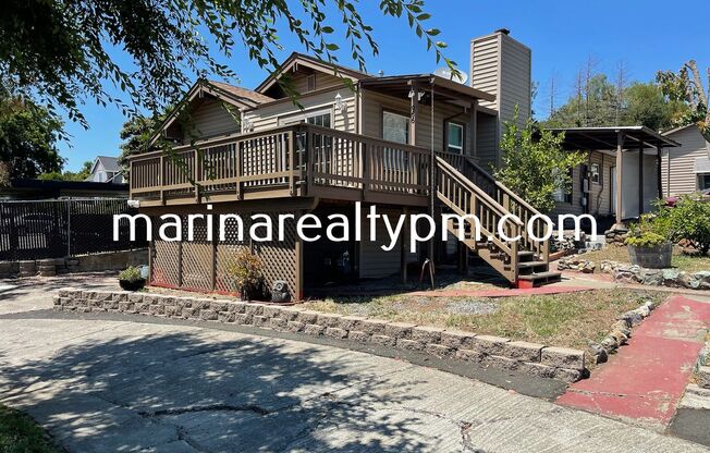 966 Benicia Rd
