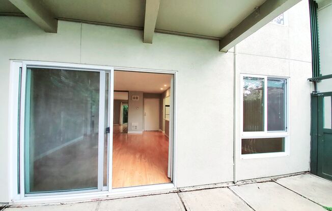 1 bed, 1 bath, $2,700