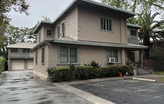 608 -612 N. Marengo Ave.