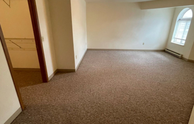 2 beds, 1 bath, 1,000 sqft, $1,025, Unit TE218X-217