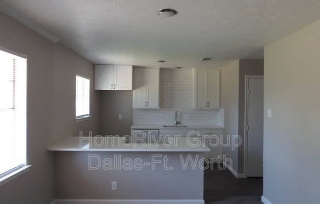 311 RITA DR