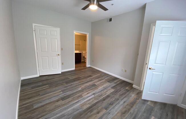 2 beds, 2 baths, $1,700, Unit UNIT 1156