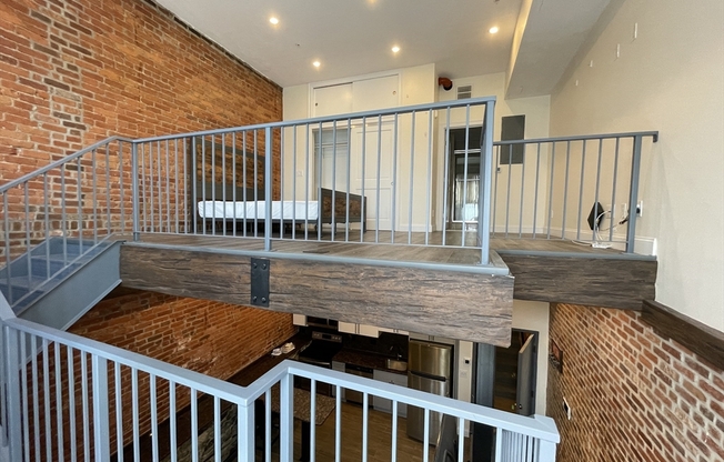1 bed, 1 bath, $3,800, Unit 102