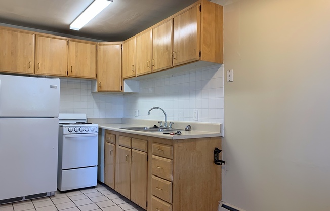 1 bed, 1 bath, 585 sqft, $1,175, Unit 2