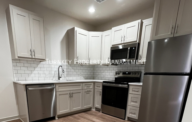 1 bed, 1 bath, 495 sqft, $995