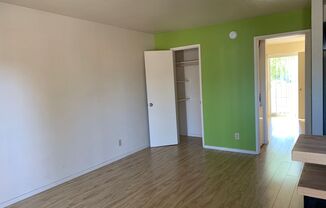 1 bed, 1 bath, 700 sqft, $1,349, Unit C