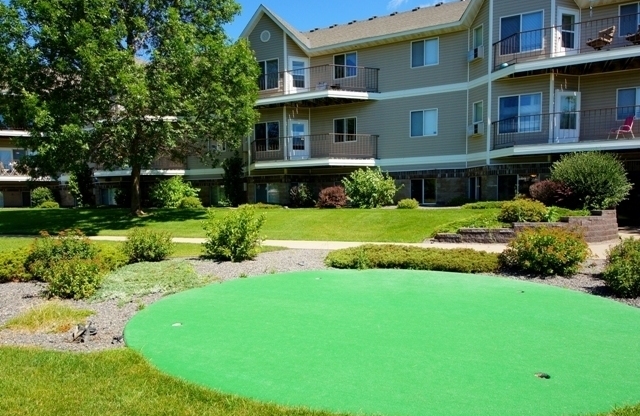 2 beds, 1 bath, 1,050 sqft, $1,375, Unit 3700211