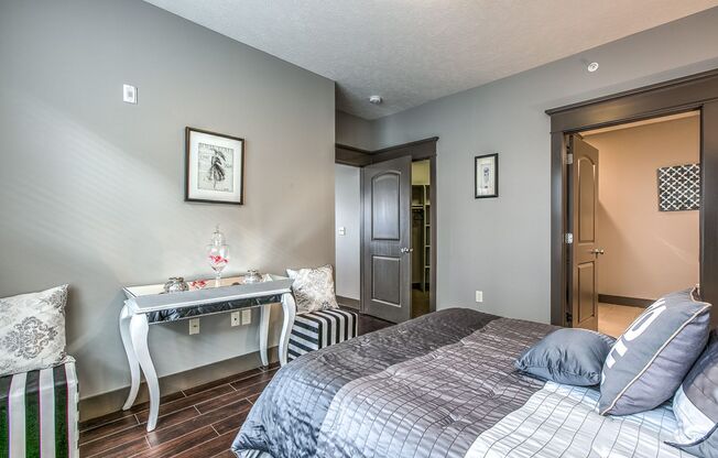 3 beds, 2 baths, 1,469 sqft, $1,995, Unit A - 1010 Unit 215 - C1469