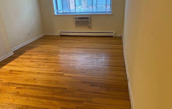 Studio, 1 bath, 400 sqft, $1,305, Unit 431-#421