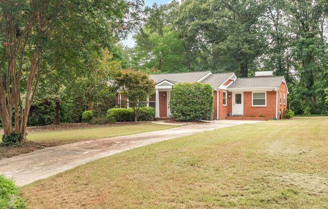 Charming 3-Bedroom Ranch in the Heart of Raleigh