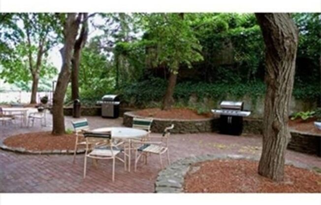 Studio, 1 bath, 500 sqft, $2,100, Unit 616