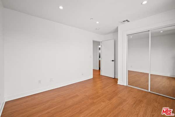 818 N HOBART BLVD
