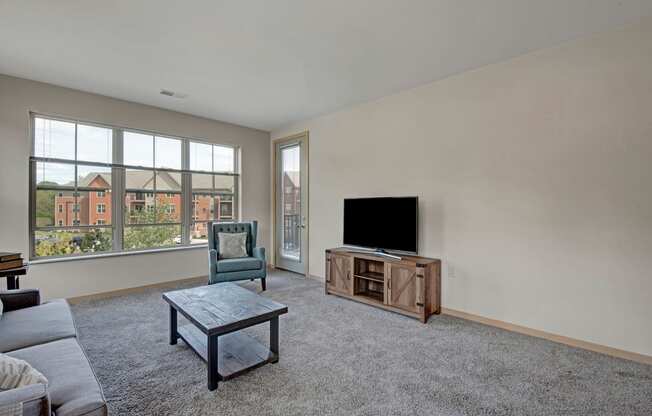 Unit Living Space at The Vue at Pinnacle Peak Apartment Homes
