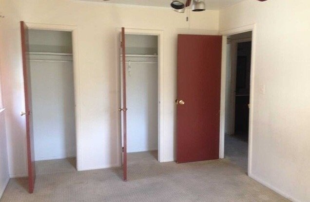 16426 76 AVE