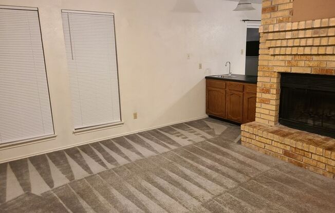 620 FERN MDW DR