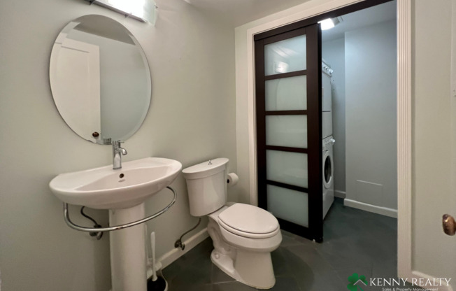 2 beds, 1.5 baths, $3,995