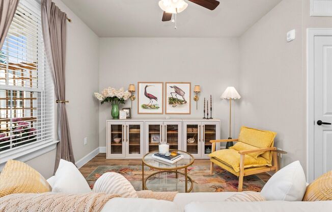 1 bed, 1 bath, 644 sqft, $1,425, Unit 4002