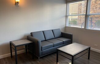 2 beds, 1 bath, 766 sqft, $1,410