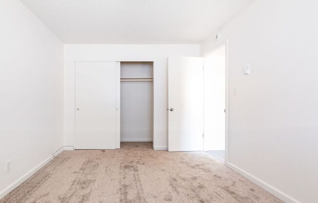 2 beds, 1 bath, 709 sqft, $1,499, Unit 48