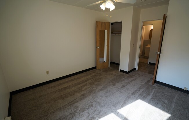 1 bed, 1 bath, $1,125, Unit 2B