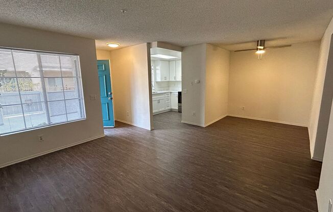 2 beds, 2 baths, $2,750, Unit 102