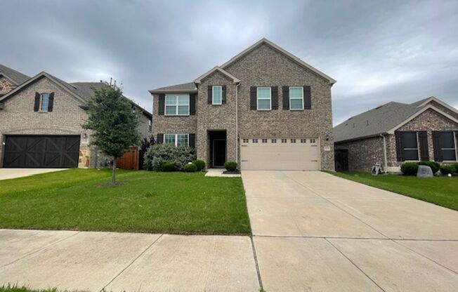 3207 Treyburn