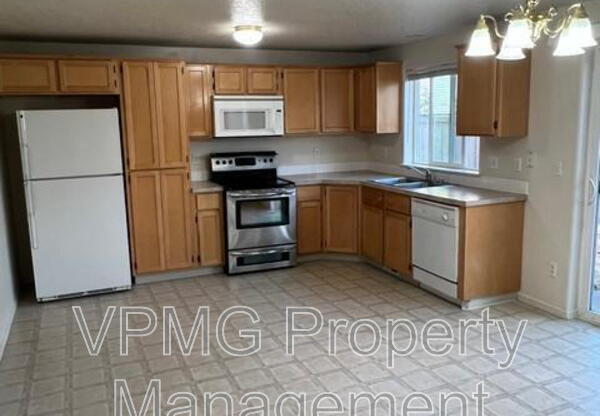 6402 NE 139 CT
