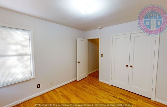 1 bed, 1 bath, 700 sqft, $1,295, Unit 01