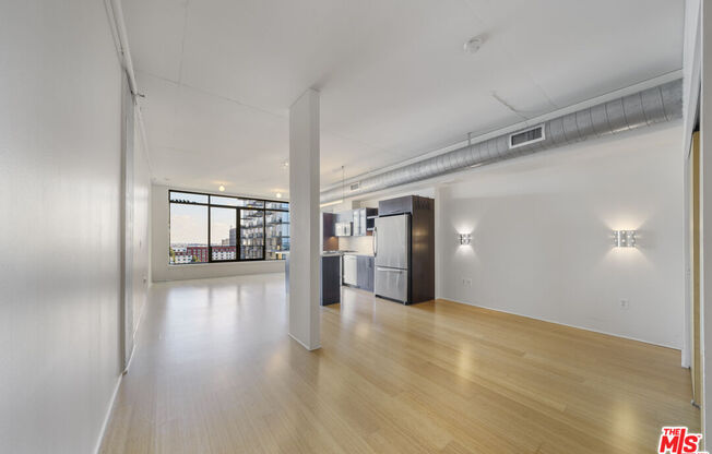 1 bed, 1 bath, 960 sqft, $3,000, Unit 1017