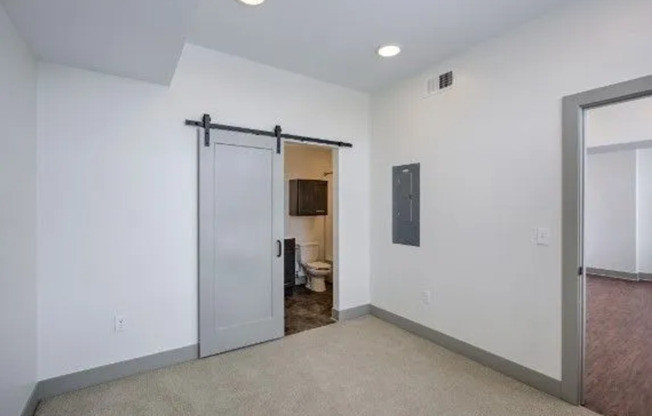 1 bed, 1 bath, 680 sqft, $995, Unit 201