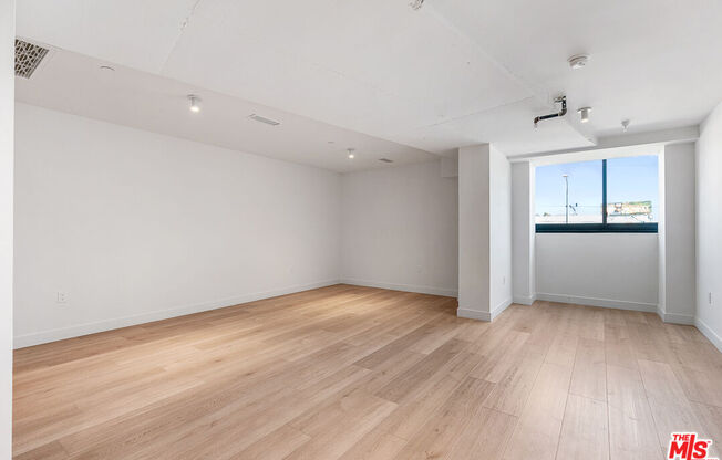 Studio, 1 bath, 554 sqft, $2,795, Unit 203