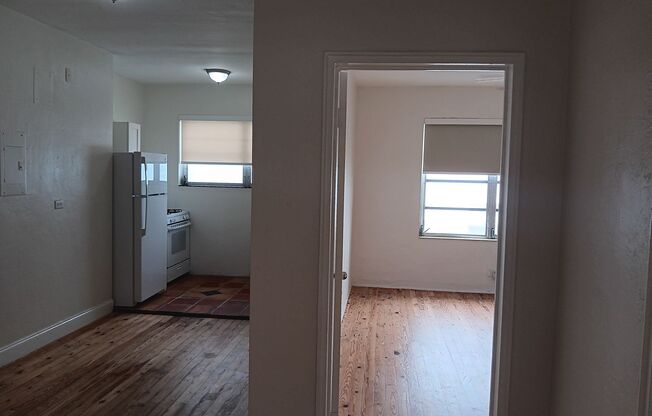 1 bed, 1 bath, 604 sqft, $1,925, Unit 12