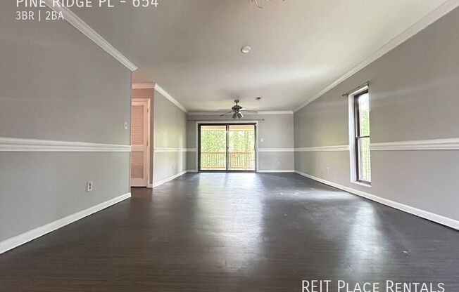 660 PINE RDG PL