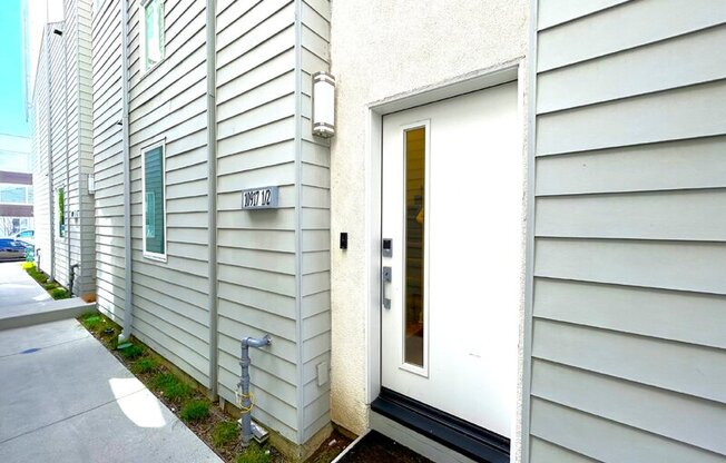 10917 1/2 OTSEGO ST