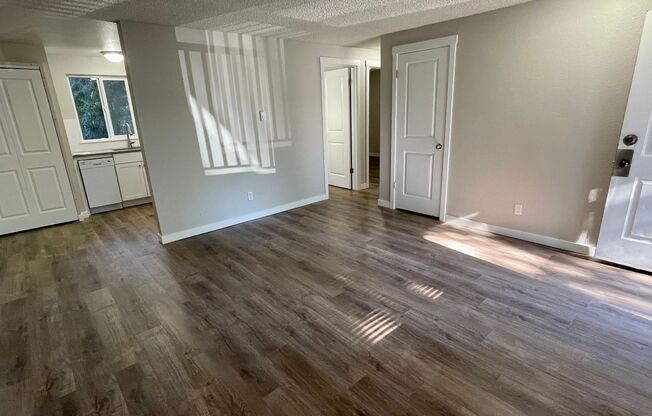 Greyhome Apartments - 2000 Knox Ave. Bellingham, WA 98225