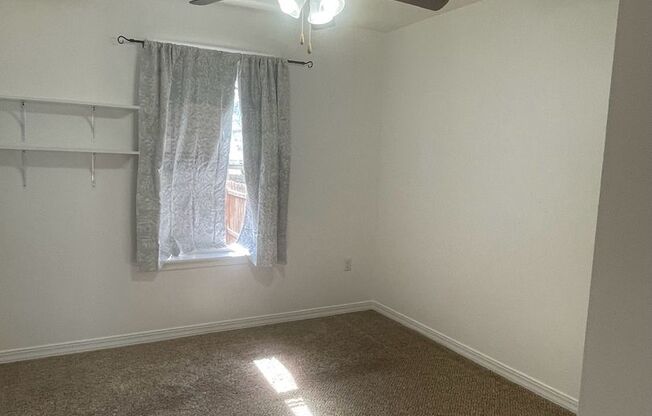 3 beds, 2 baths, $1,750