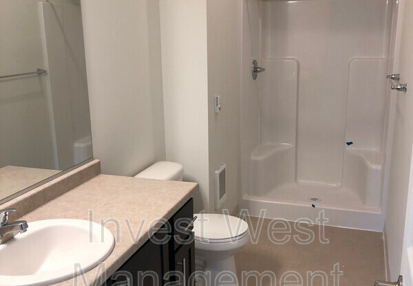 2 beds, 2 baths, 1,080 sqft, $1,795