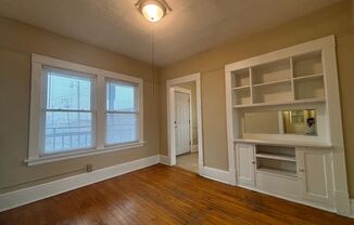 1 bed, 1 bath, 700 sqft, $899, Unit 502 Asbury Street Unit 12