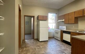 1 bed, 1 bath, 752 sqft, $800, Unit 1009 N 29th Street