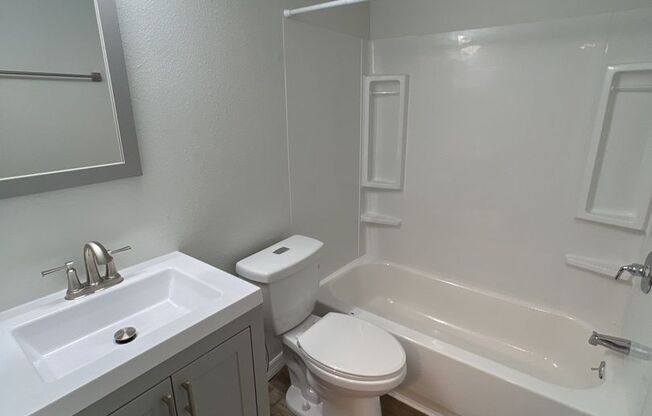1 bed, 1 bath, 620 sqft, $1,550, Unit 120