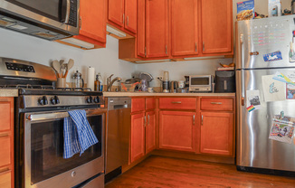 921 W SUNNYSIDE