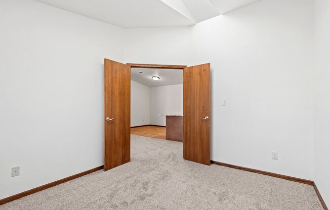 2 beds, 1 bath, 1,088 sqft, $1,349.99, Unit 2014-207