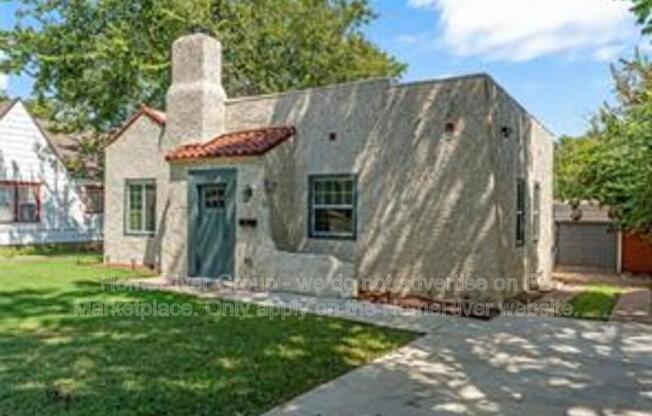 115 S KNOXVILLE AVE