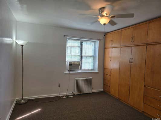 2 beds, 1 bath, $2,250, Unit 3D